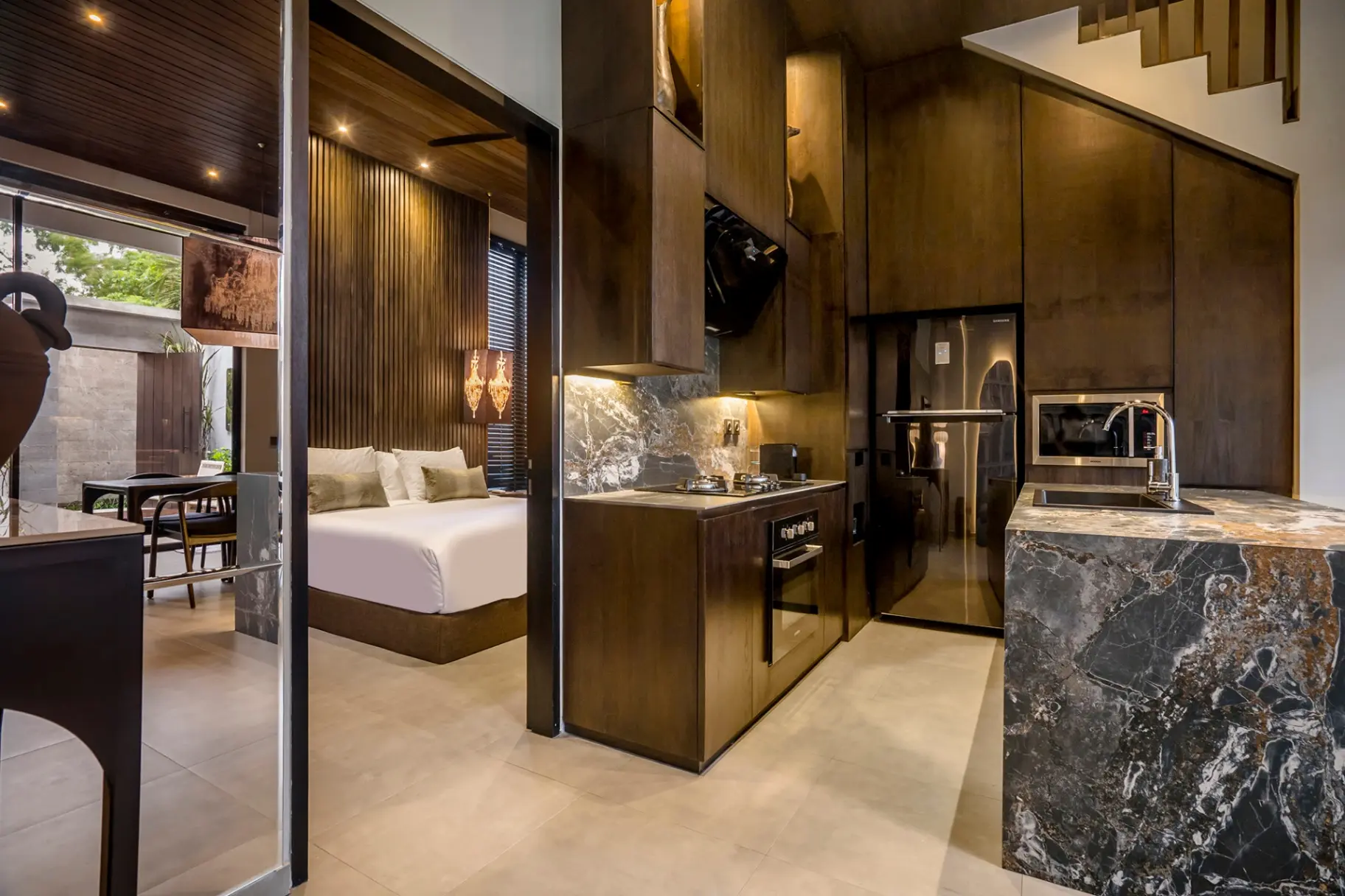 Umayam 4 : Luxury Oasis Retreat 2BD Villa w/ Private Pool — image 2