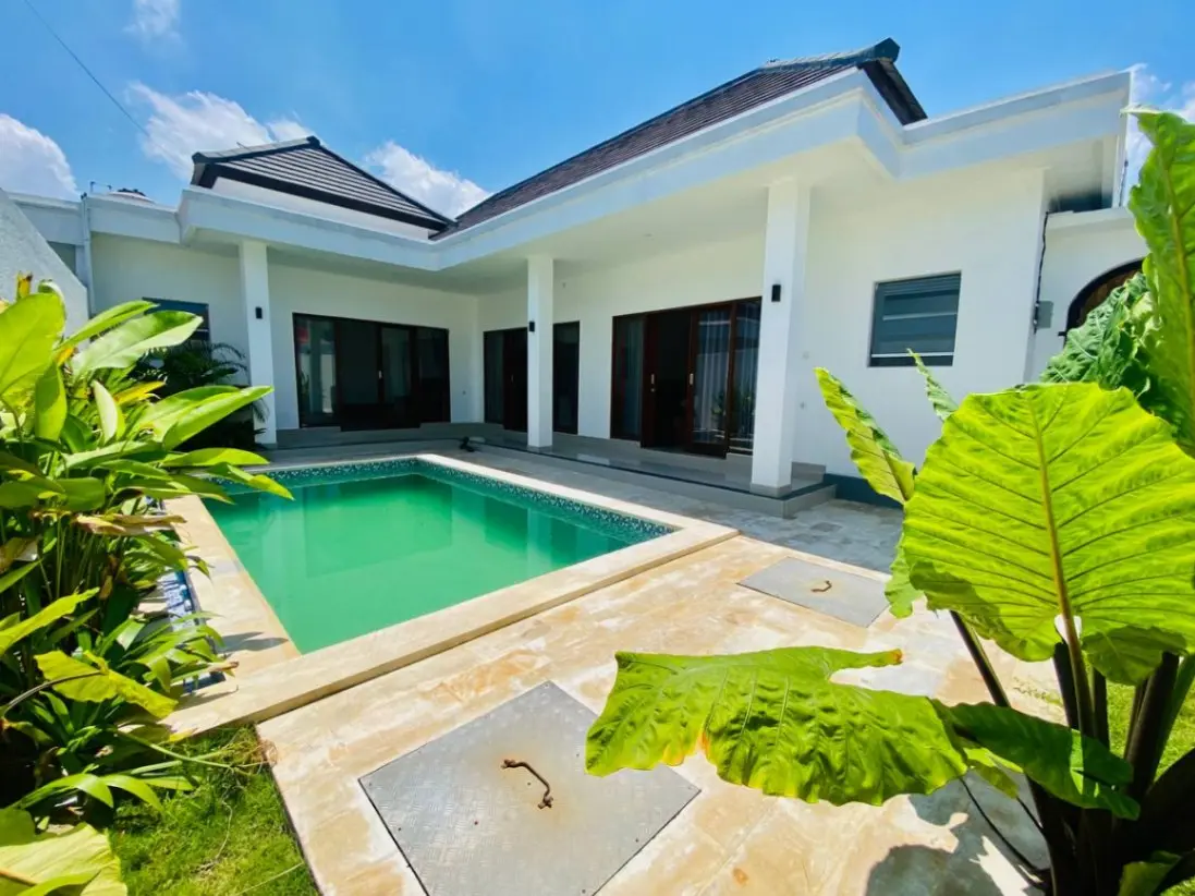 2 BEDROOM VILLA FULLY FURNISHED IN CANGGU PADONAN - AF516 — image 1