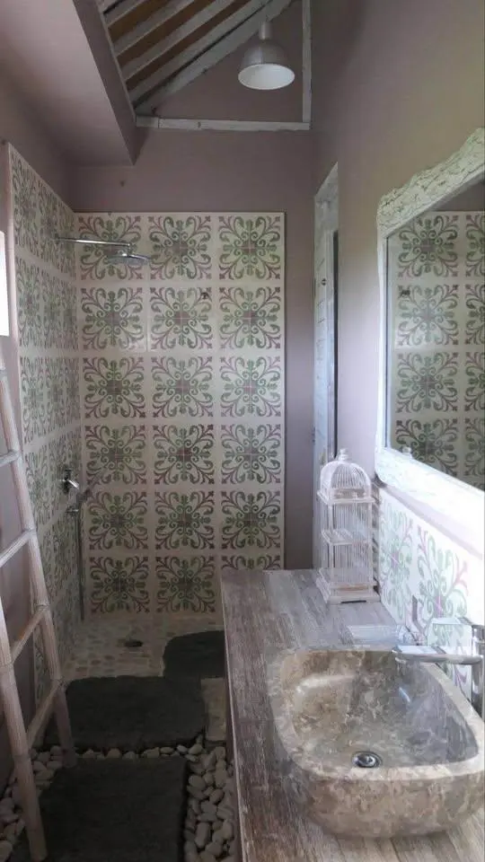 3 Bedrooms Villa in Padonan — image 3