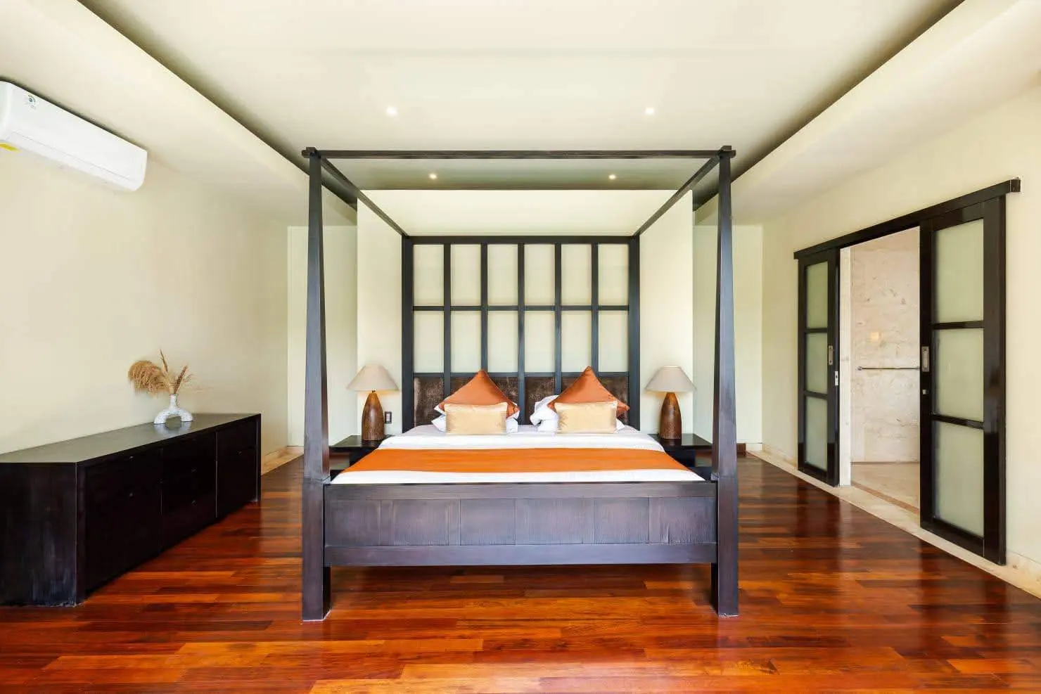 Jimbaran 4-bedroom — image 1