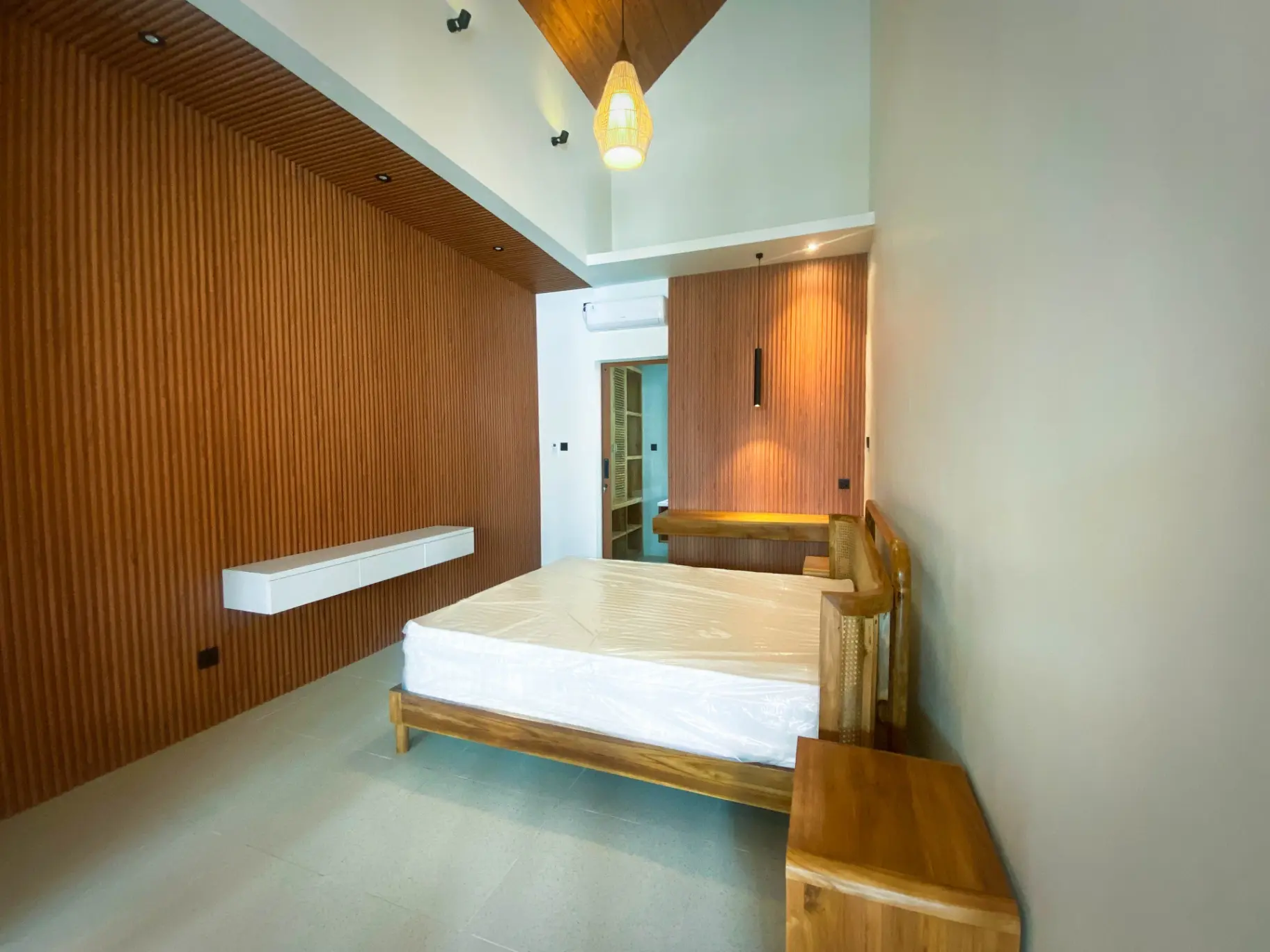 2 Bedrooms Villa in Padonan — image 2