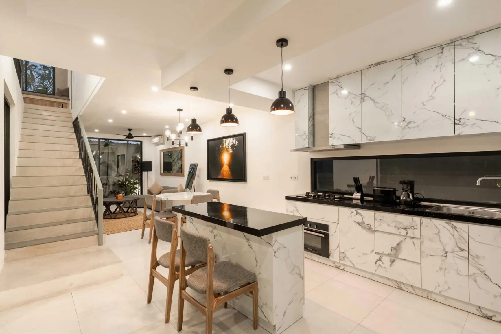 Melasti Villa - Spacious 3BD Villa with Pool Berawa Beach Canggu — image 2