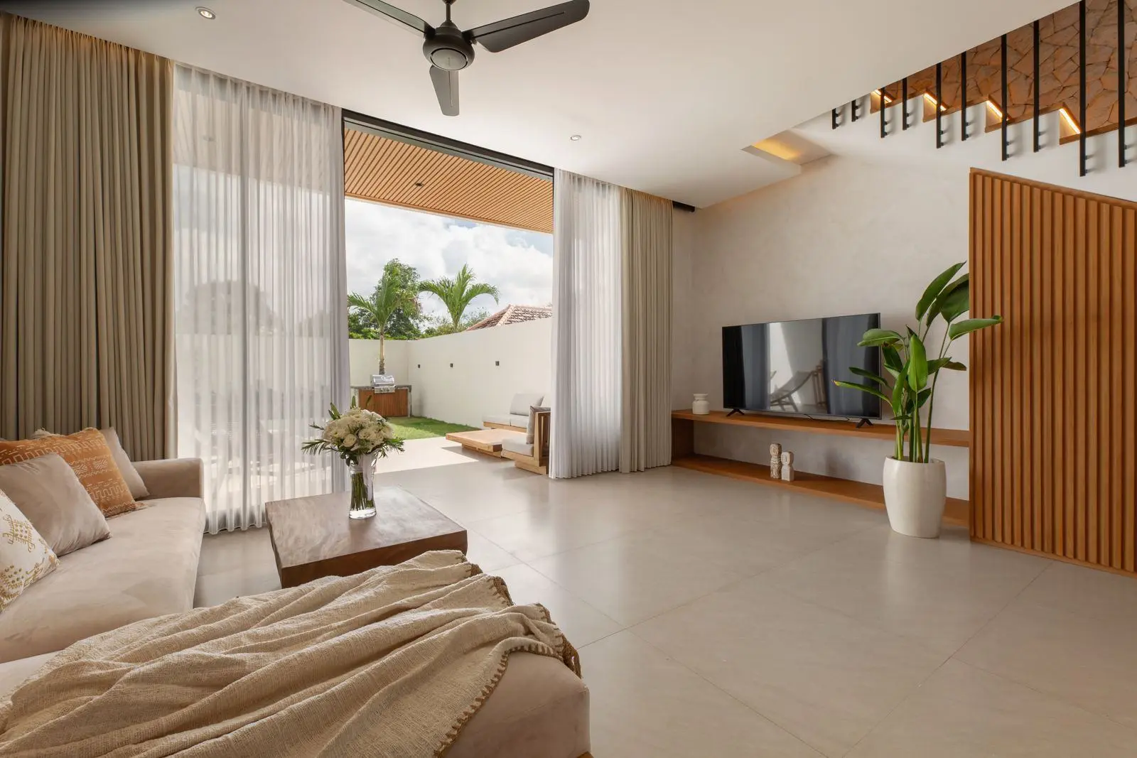 BRAND NEW 2-bedroom Villa in North Canggu — image 4