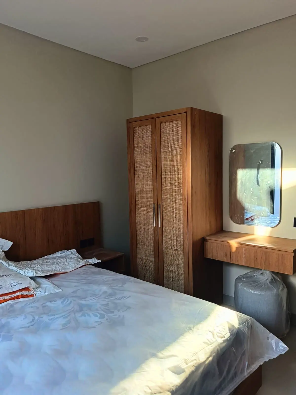 DO 464- FOR RENT NEW STUDIO FLAT ROOM FOR RENT IN KUTUH — image 2