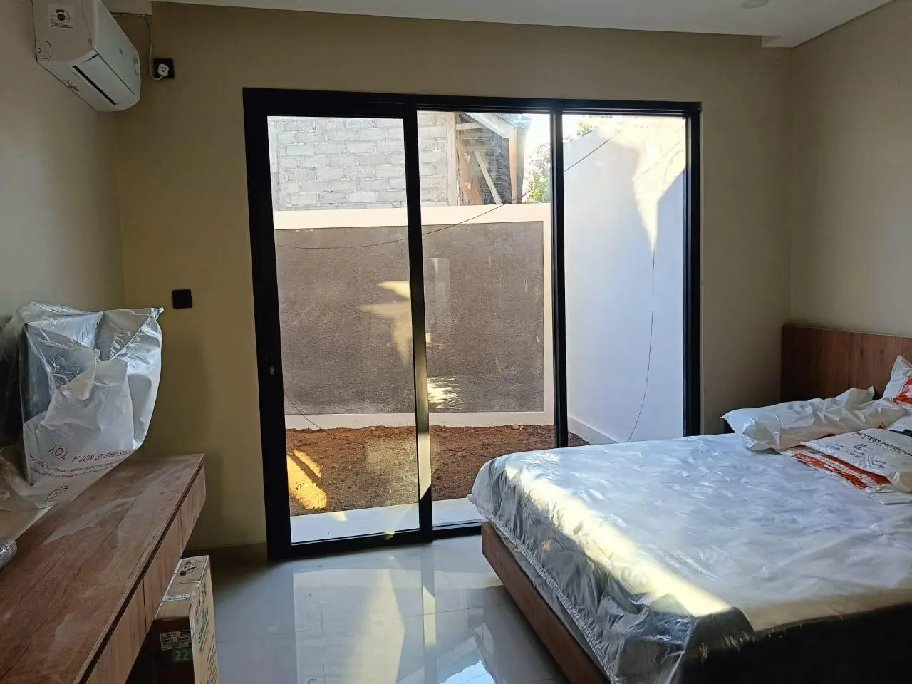 DO 464- FOR RENT NEW STUDIO FLAT ROOM FOR RENT IN KUTUH — image 1