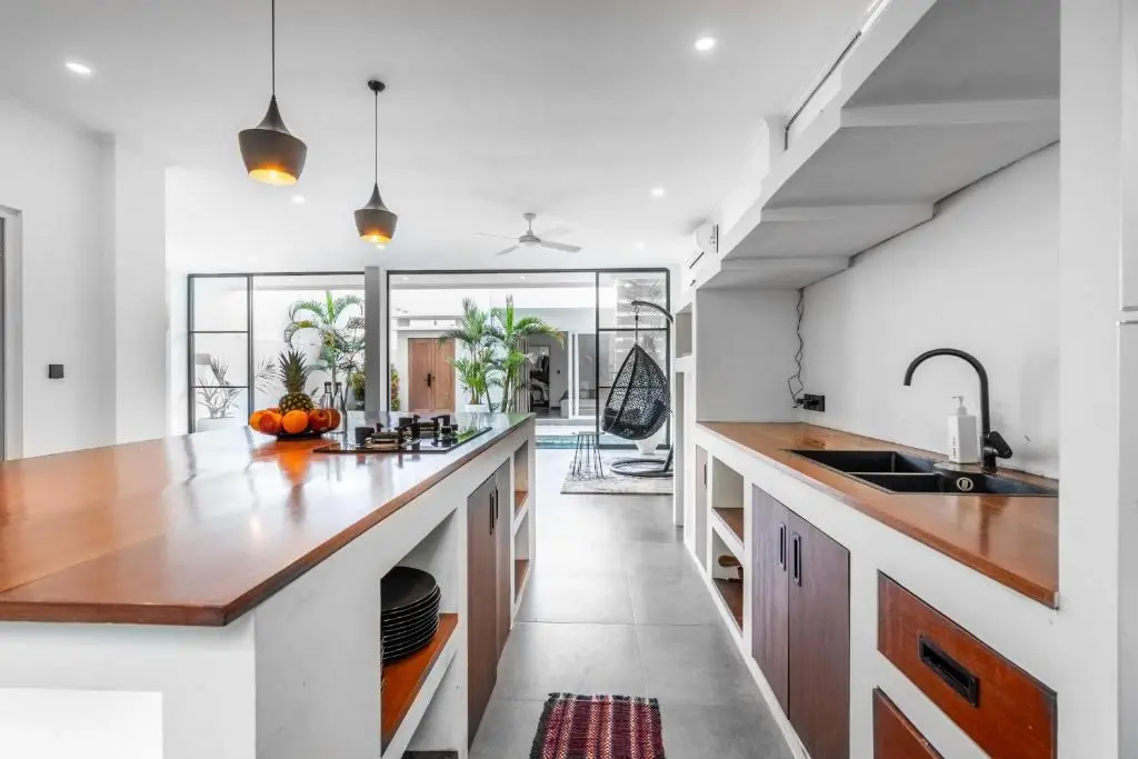 3-Bedroom Modern Villa – Tumbak Bayuh — image 4