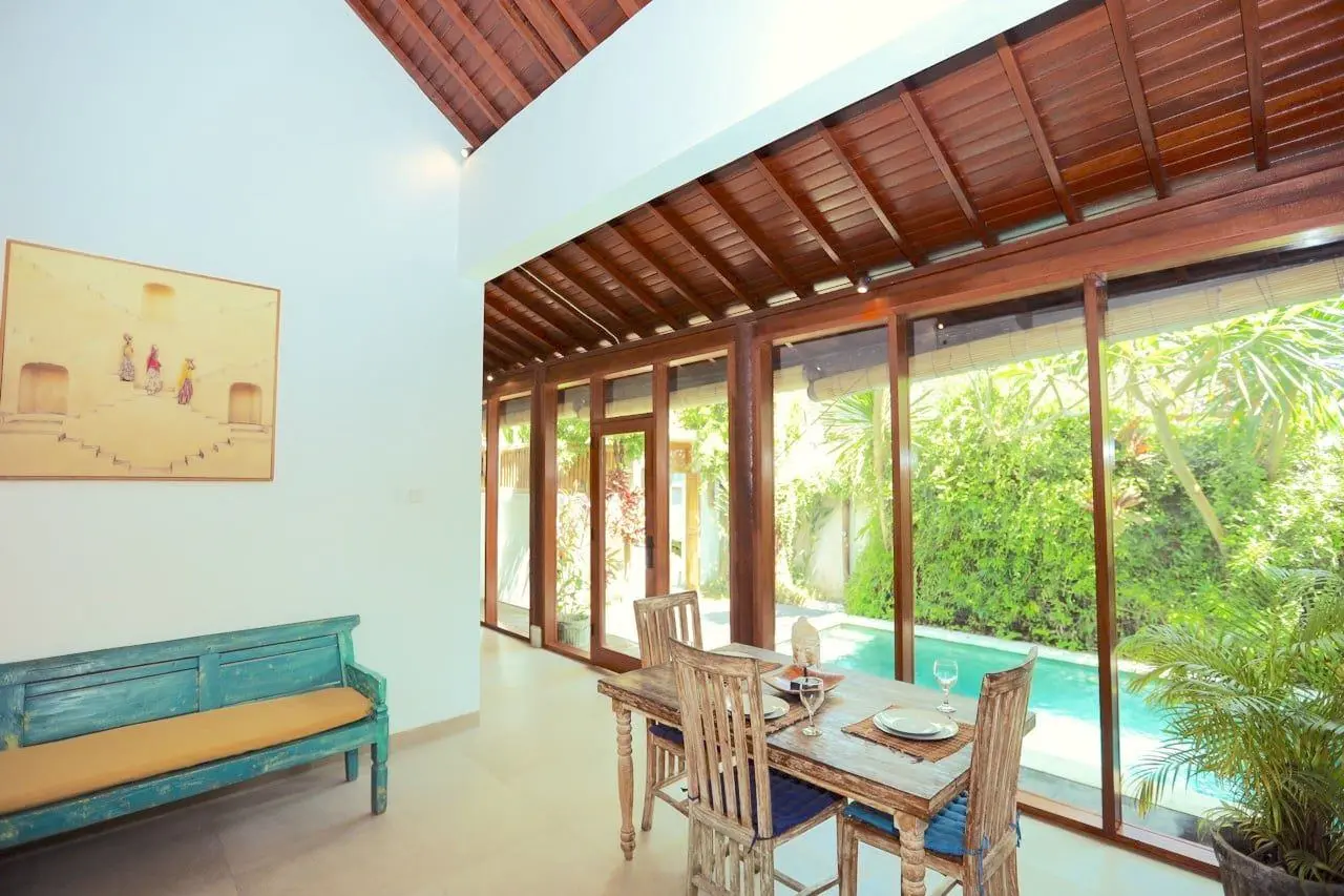 Newly Renovated Tropical Villa in Beach side Pererenan — image 3