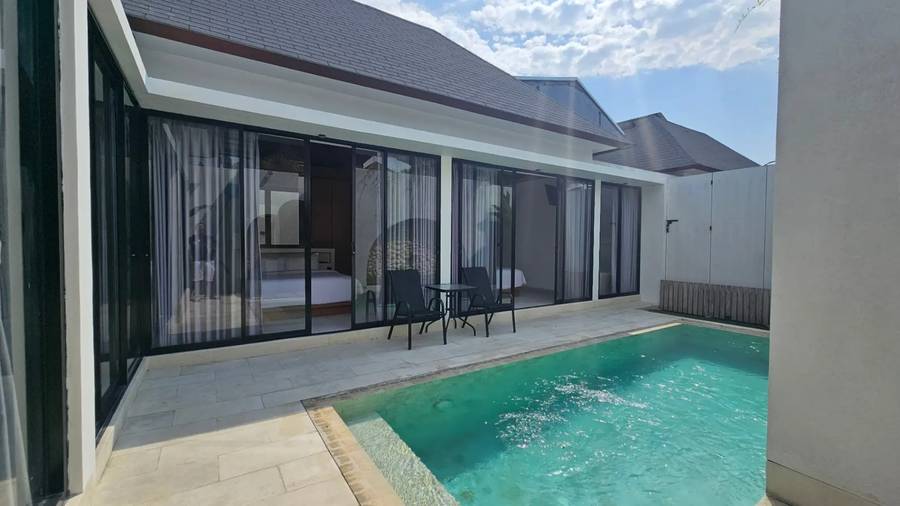 lla Villas [video included in this post] — image 1