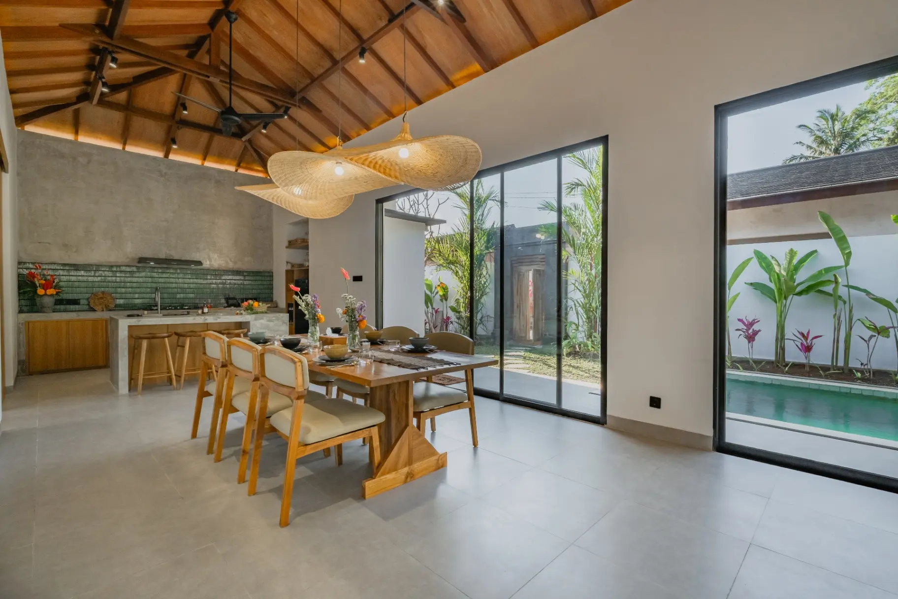 Jungle View 3BR Villa in Ubud — image 4