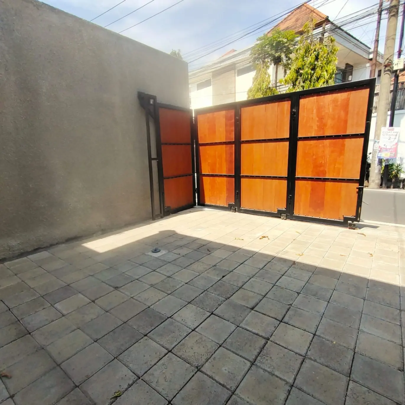 2 Bedrooms Villa in Kerobokan — image 2