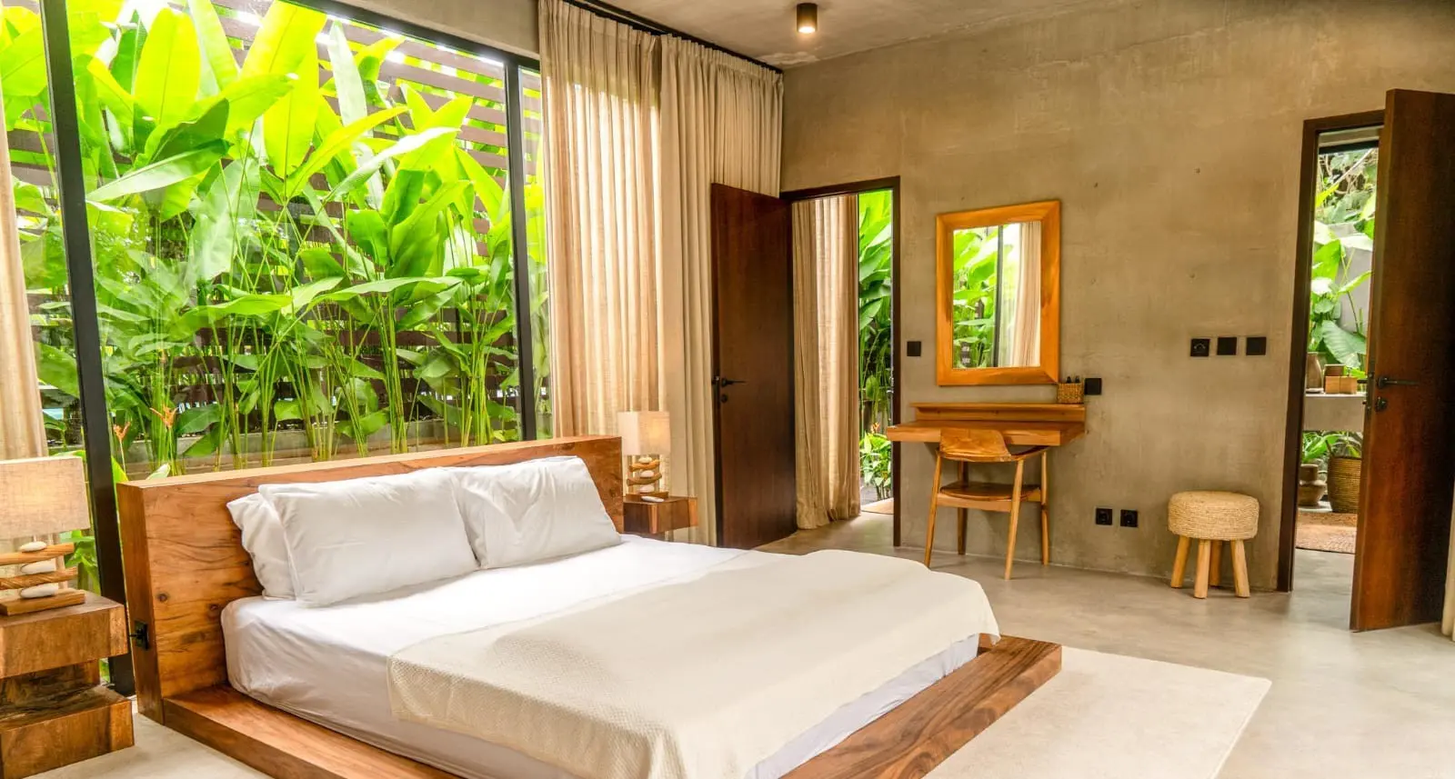 Tumbak bayuh 4-bedroom — image 3