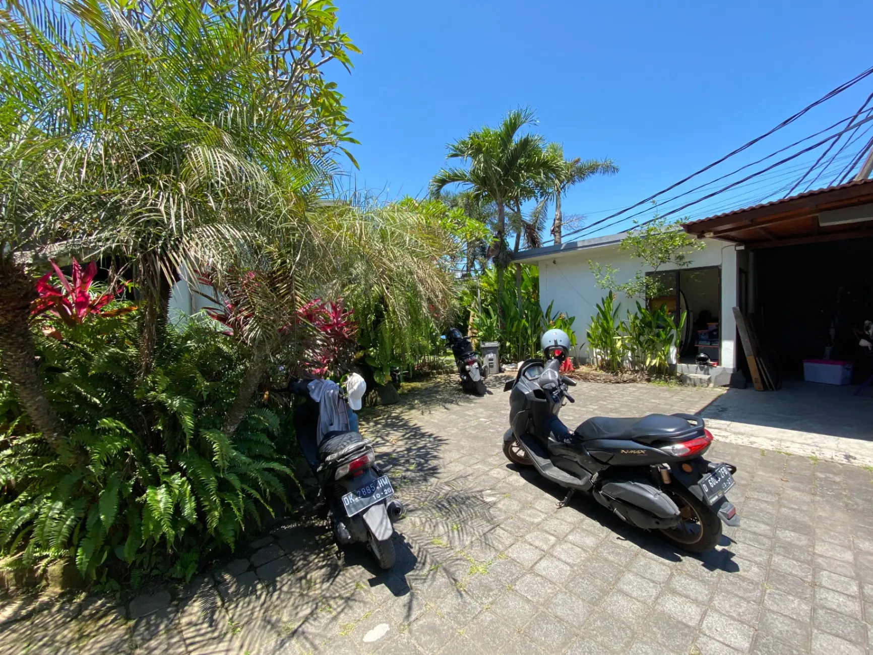 4BR House - Cemagi (11 Are land) — image 3