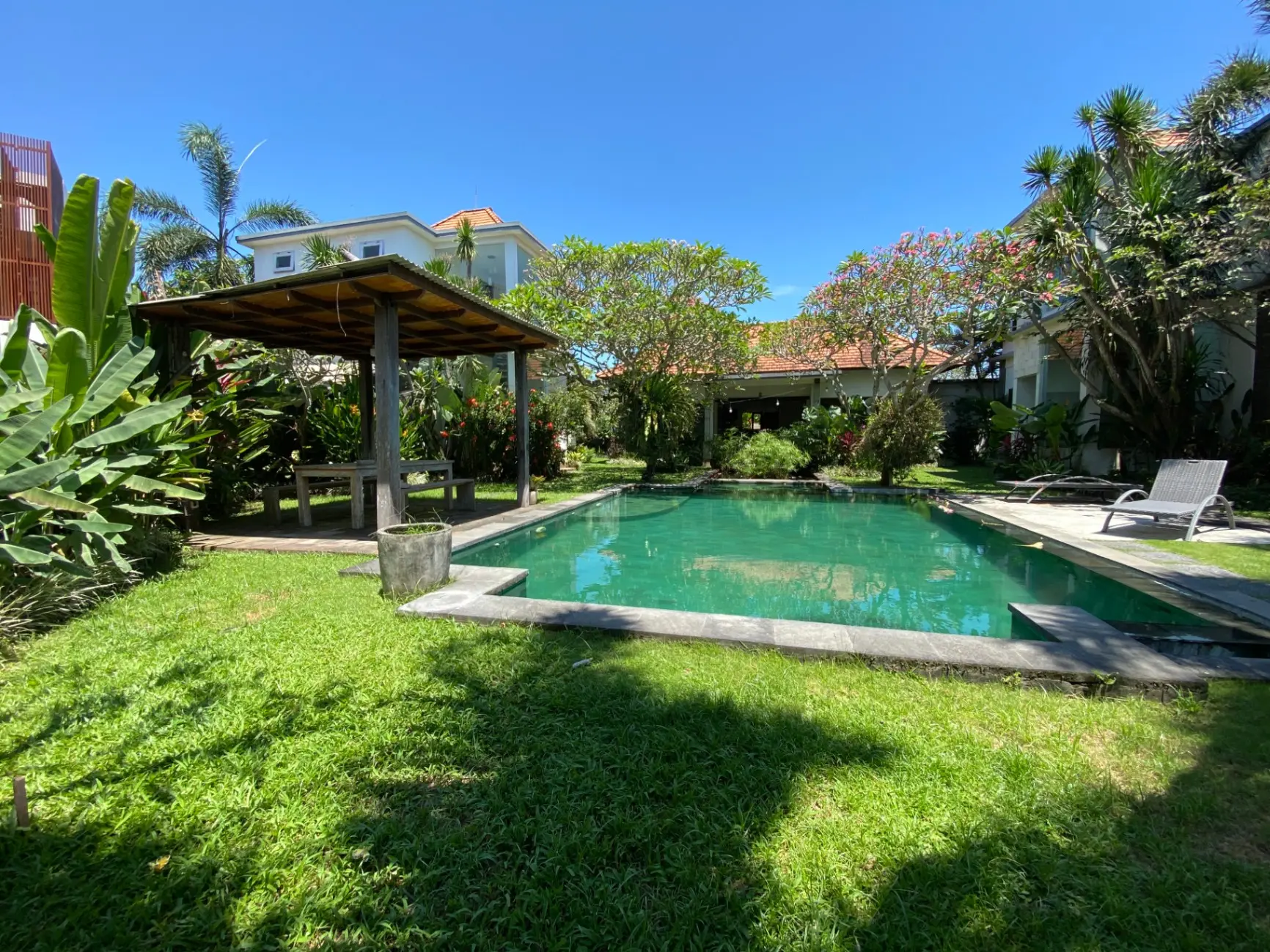 4BR House - Cemagi (11 Are land)