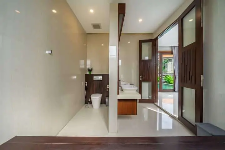 Unggasan 3-bedroom — image 1