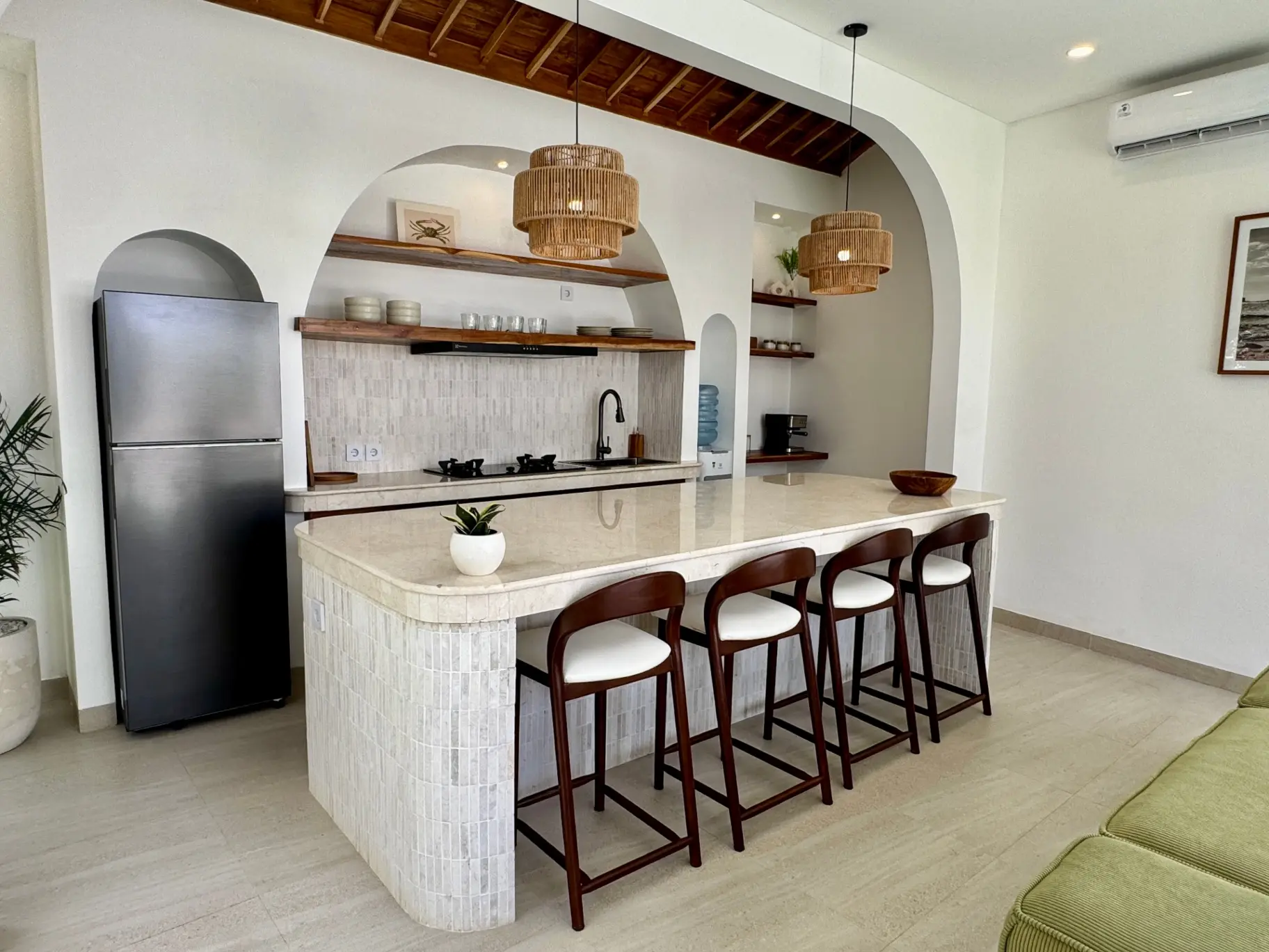 Tropical NEW Villa - 2BR - Seseh — image 2