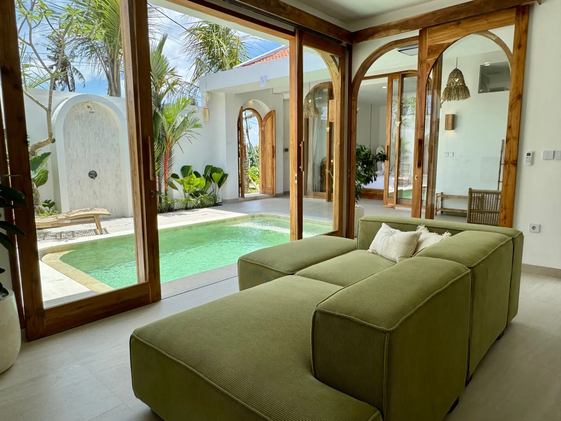Tropical NEW Villa - 2BR - Seseh — image 1
