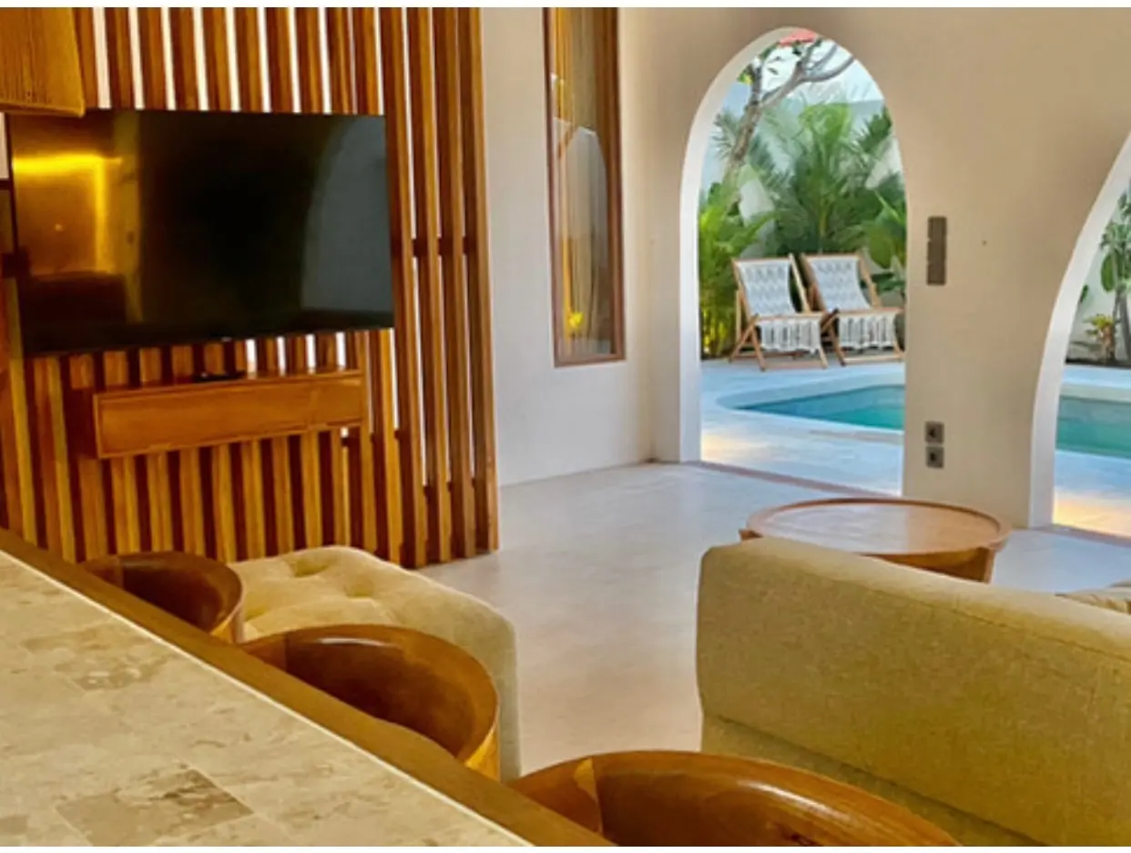 Exquisite 3BR Villa in Berawa-Canggu — image 4