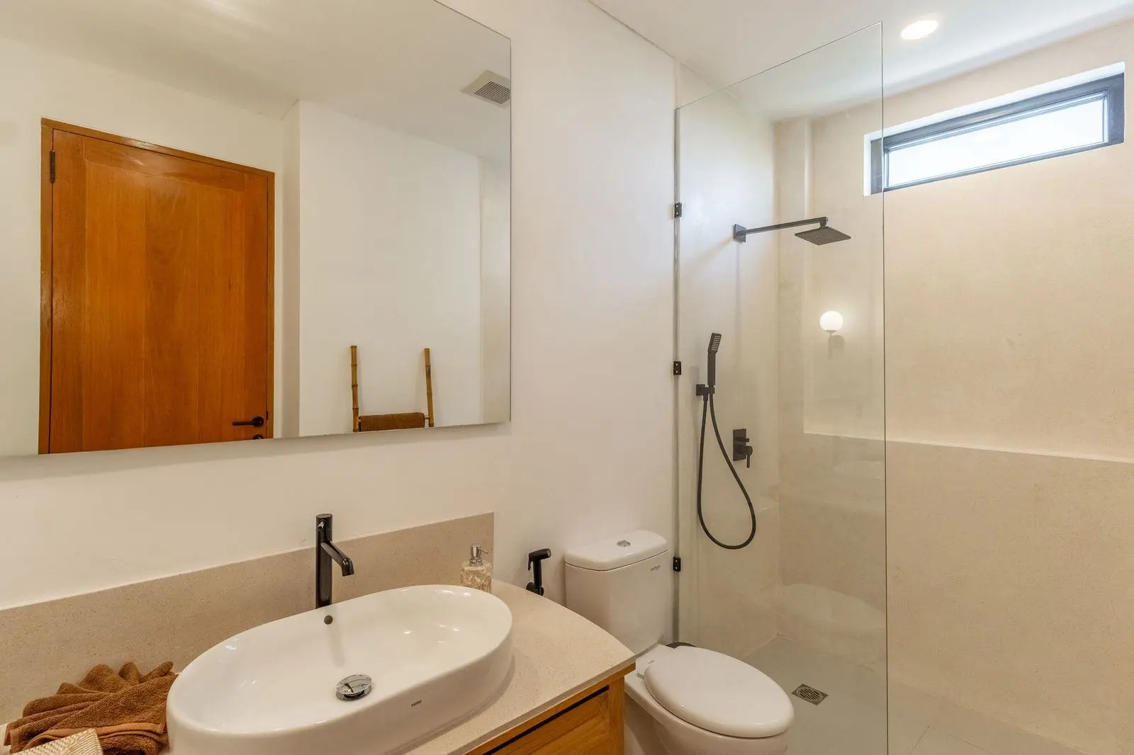 #2070 New Villa in Tumbak Bayu — image 1