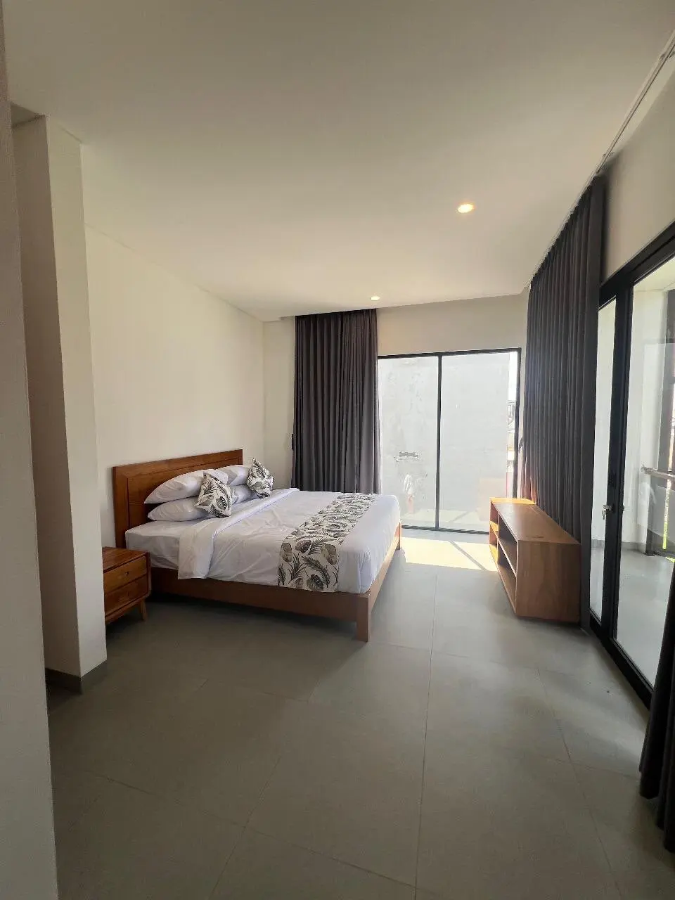 Brand New Modern 2 Bedrooms Villa in Seminyak — image 4