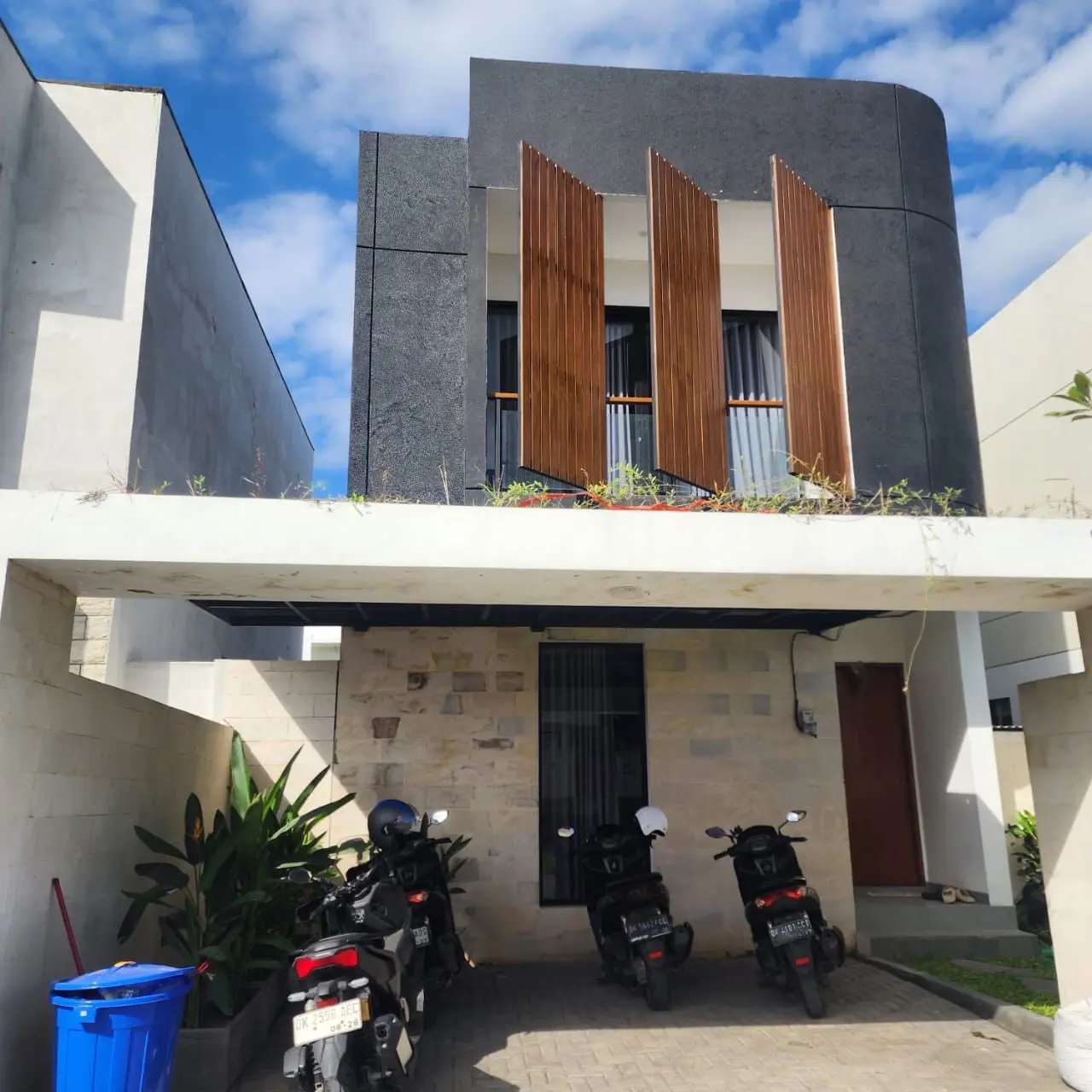 Brand New Modern 2 Bedrooms Villa in Seminyak
