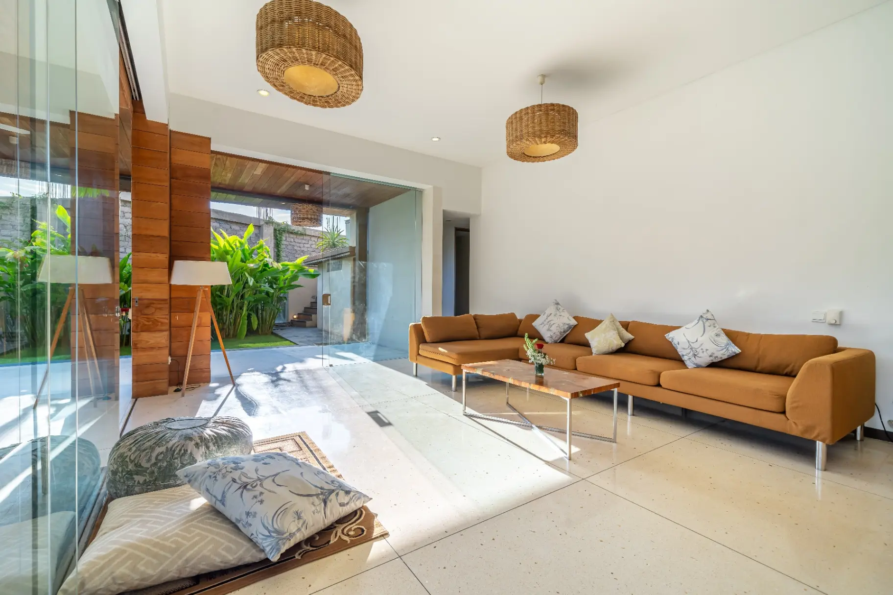 2BD +1 Office Room Luxury Villa Ayuni Berawa - AP012 — image 4