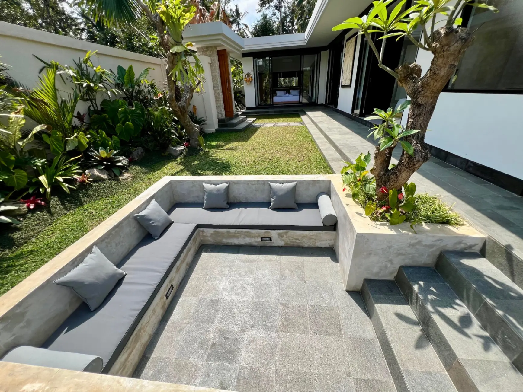 Guru Darma Villa ~Newly Built September 2025~ — image 1
