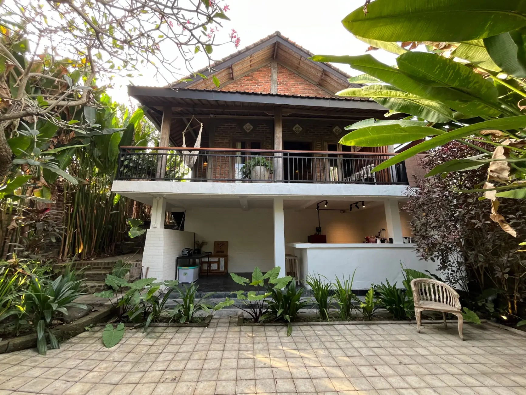 Cozy 2-Bedroom Loft-Style House in Canggu Babakan Area