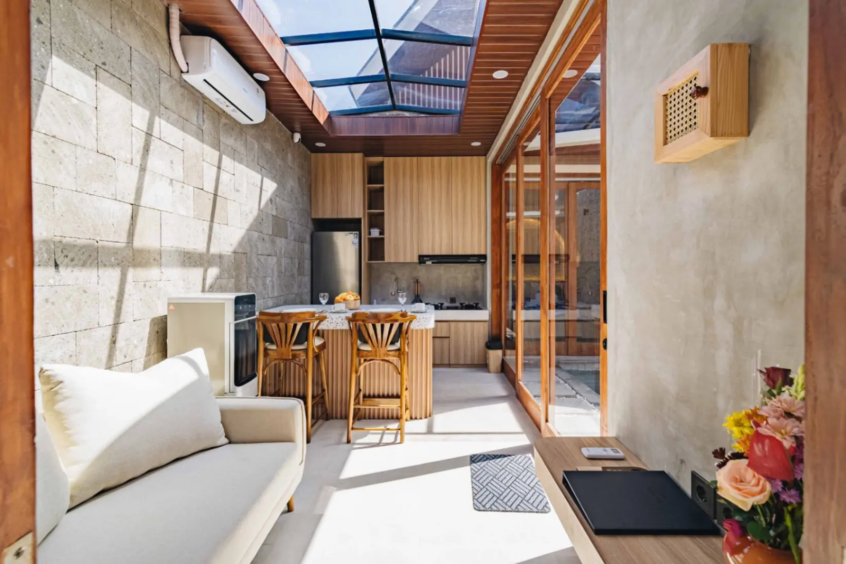 2 Bedroom Brand New Modern Villa in Nusa Dua — image 2