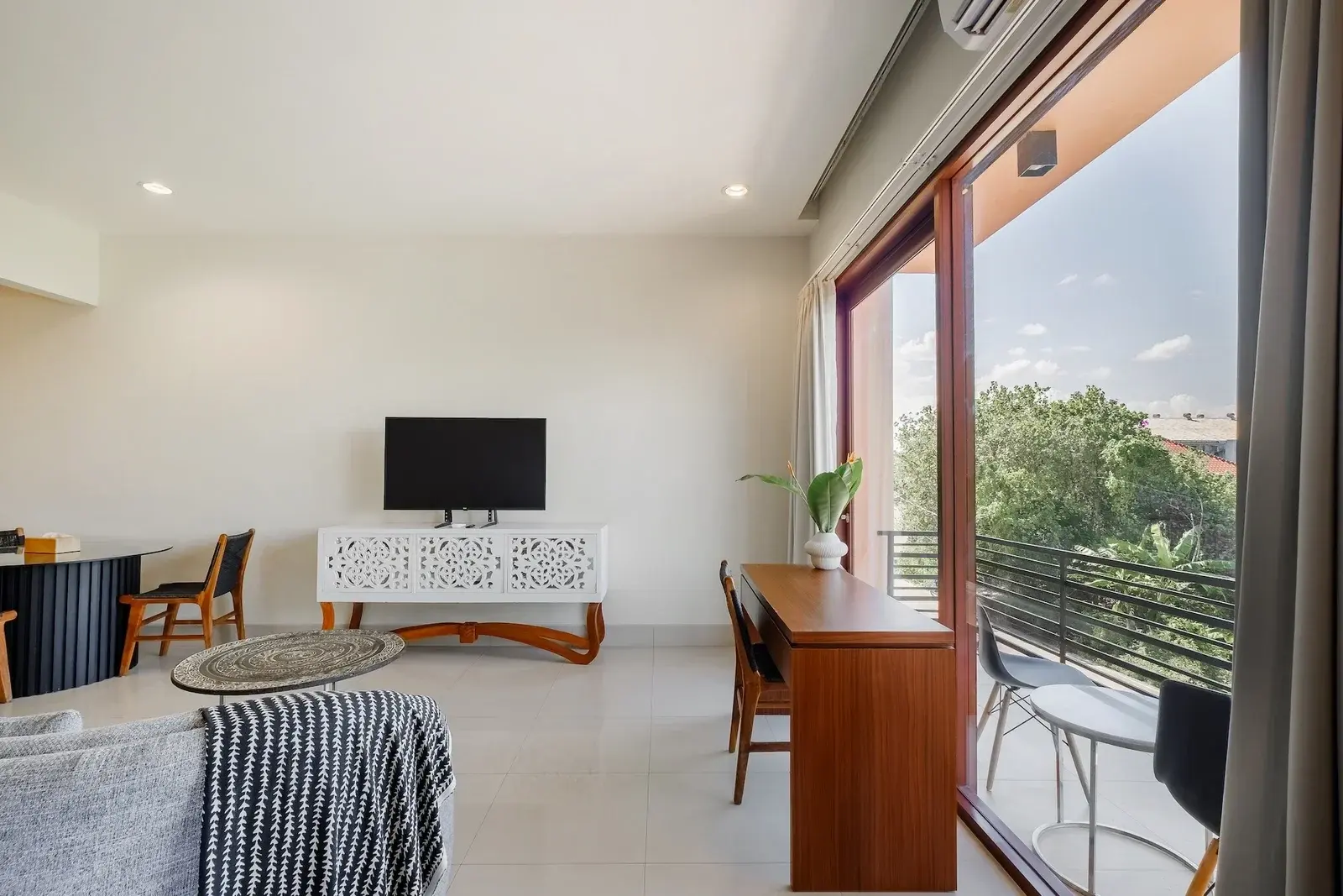 1 Bedroom Apartment Seminyak - YO187D — image 4