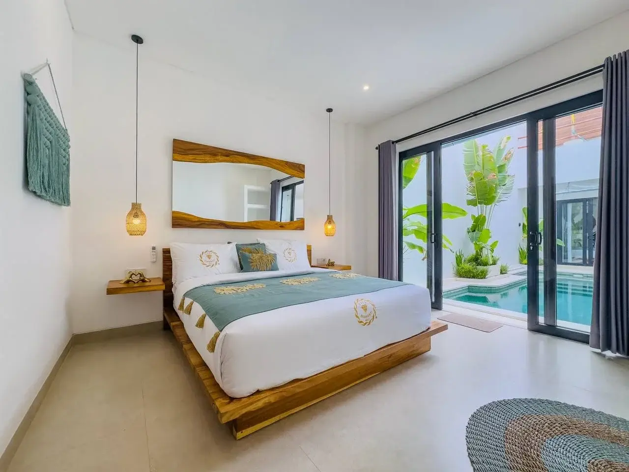 3 BEDROOM MODERN TROPICAL VILLA IN TUMBAK BAYUH — image 3