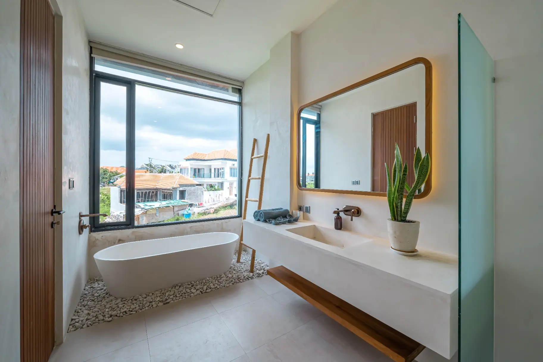 Villa Astar - Brand New 3 Bedroom Modern Villa in a calm location of Canggu — image 4