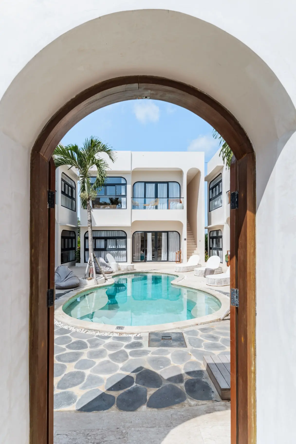 Oceanview 1BR Mediterranean Apartment — image 1