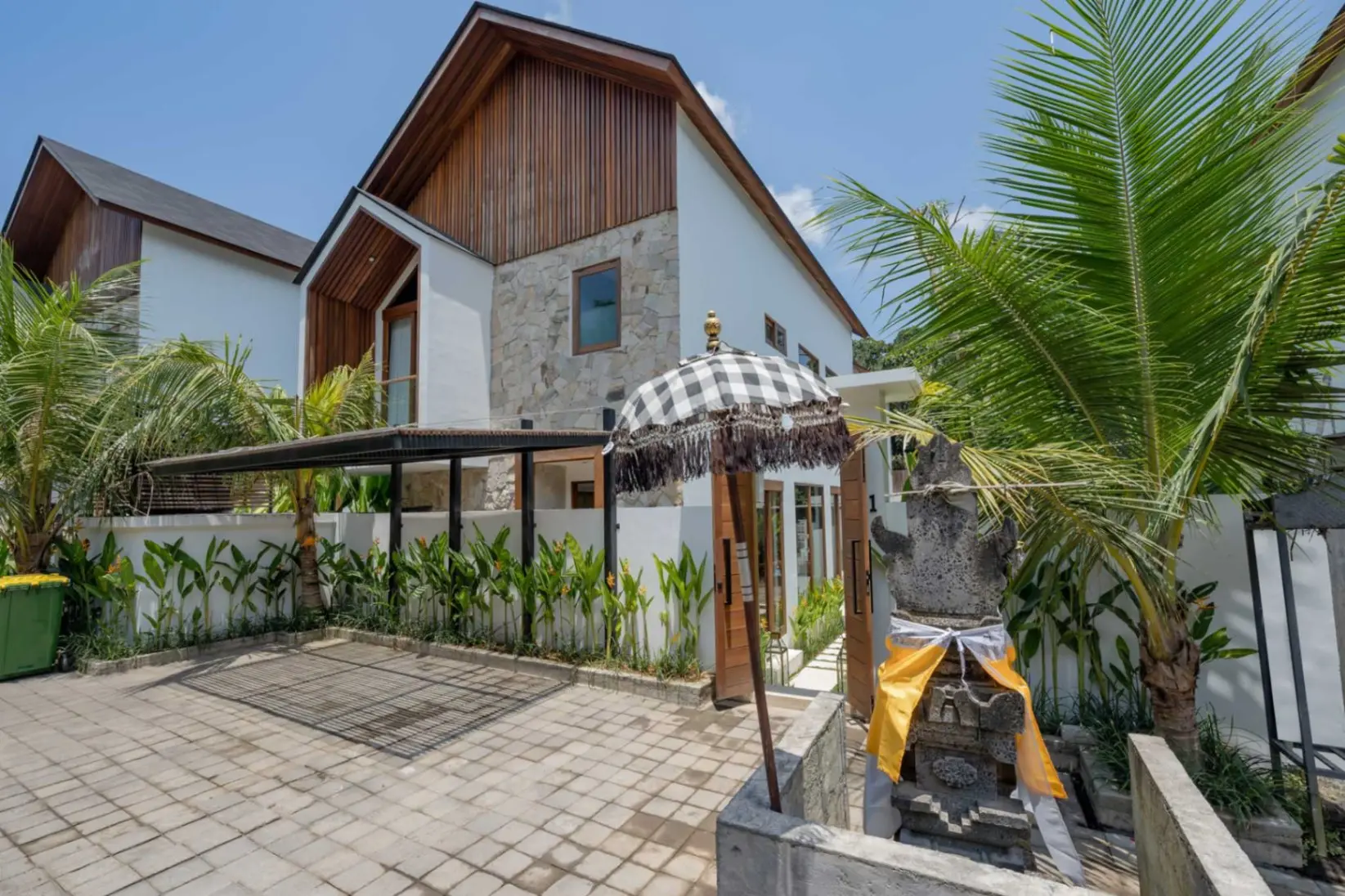 4-Bedroom Villa with Private Pool & BBQ Area in Cepaka (R-VB21) — image 1
