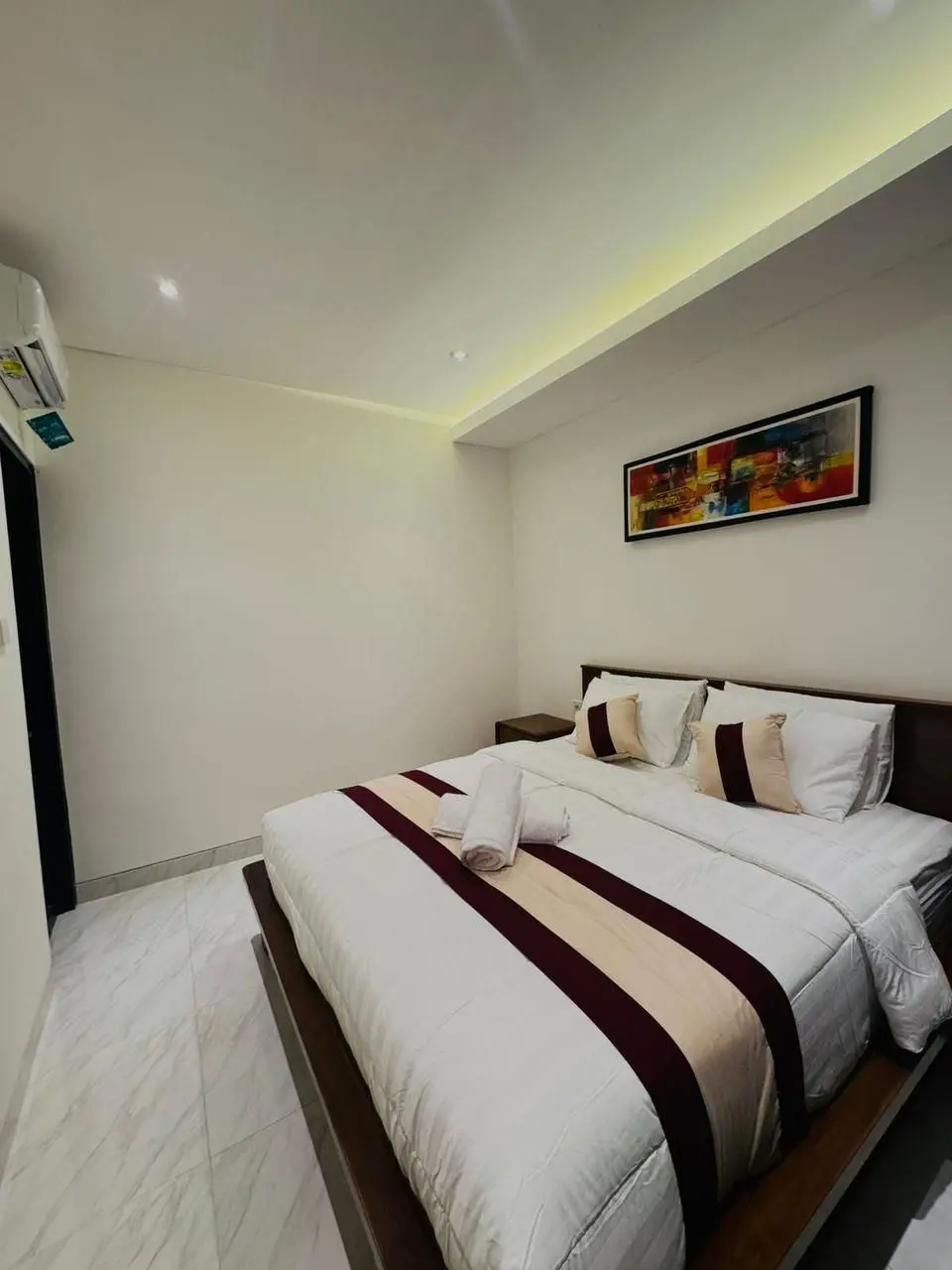 RSK 23- FOR RENT MODERN MINIMALISH VILLA IN BABAKAN CANGGU — image 2