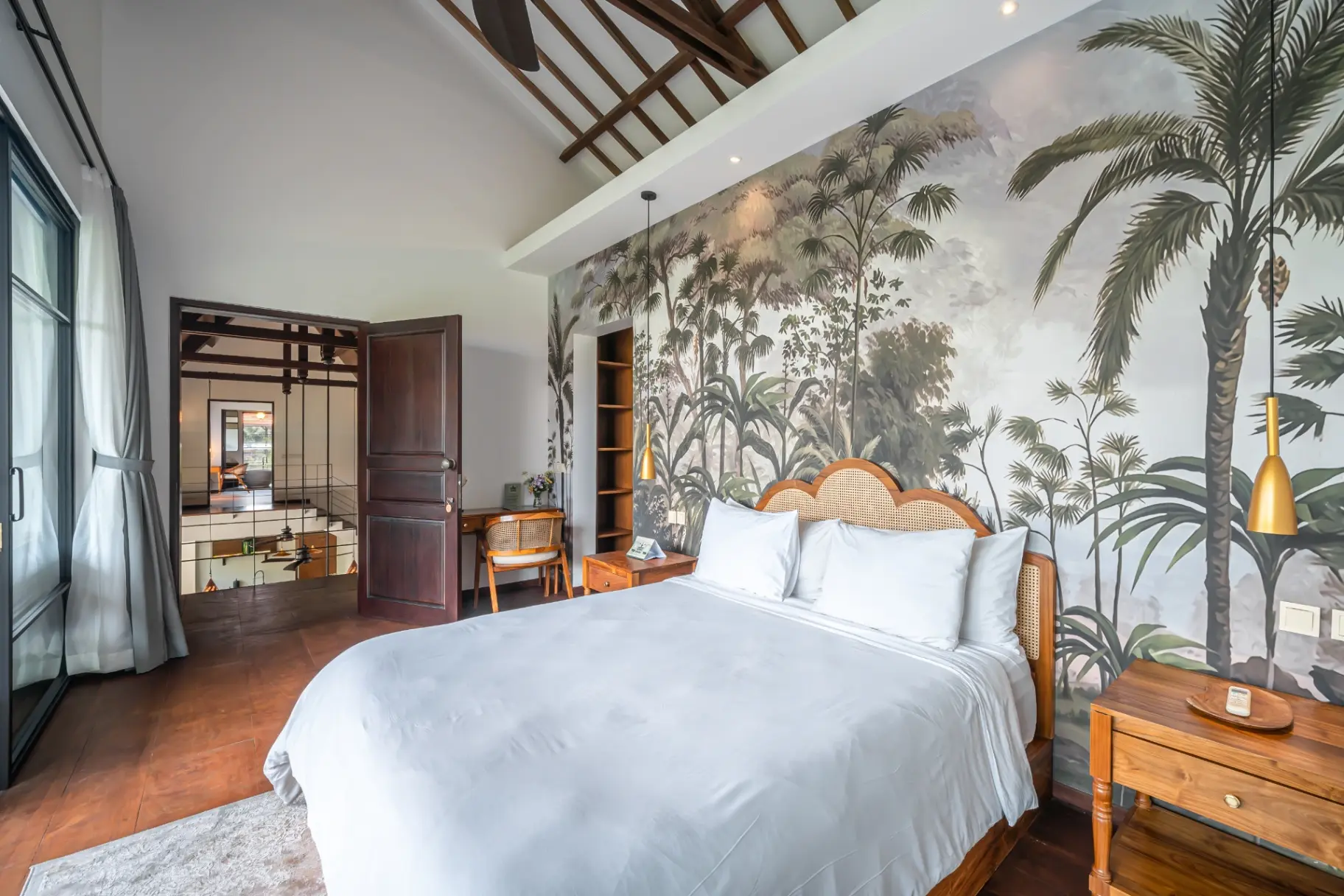 Villa Sandara - Ultimate Tropical Luxe 4BR Villa 4 Mins to Beach — image 4