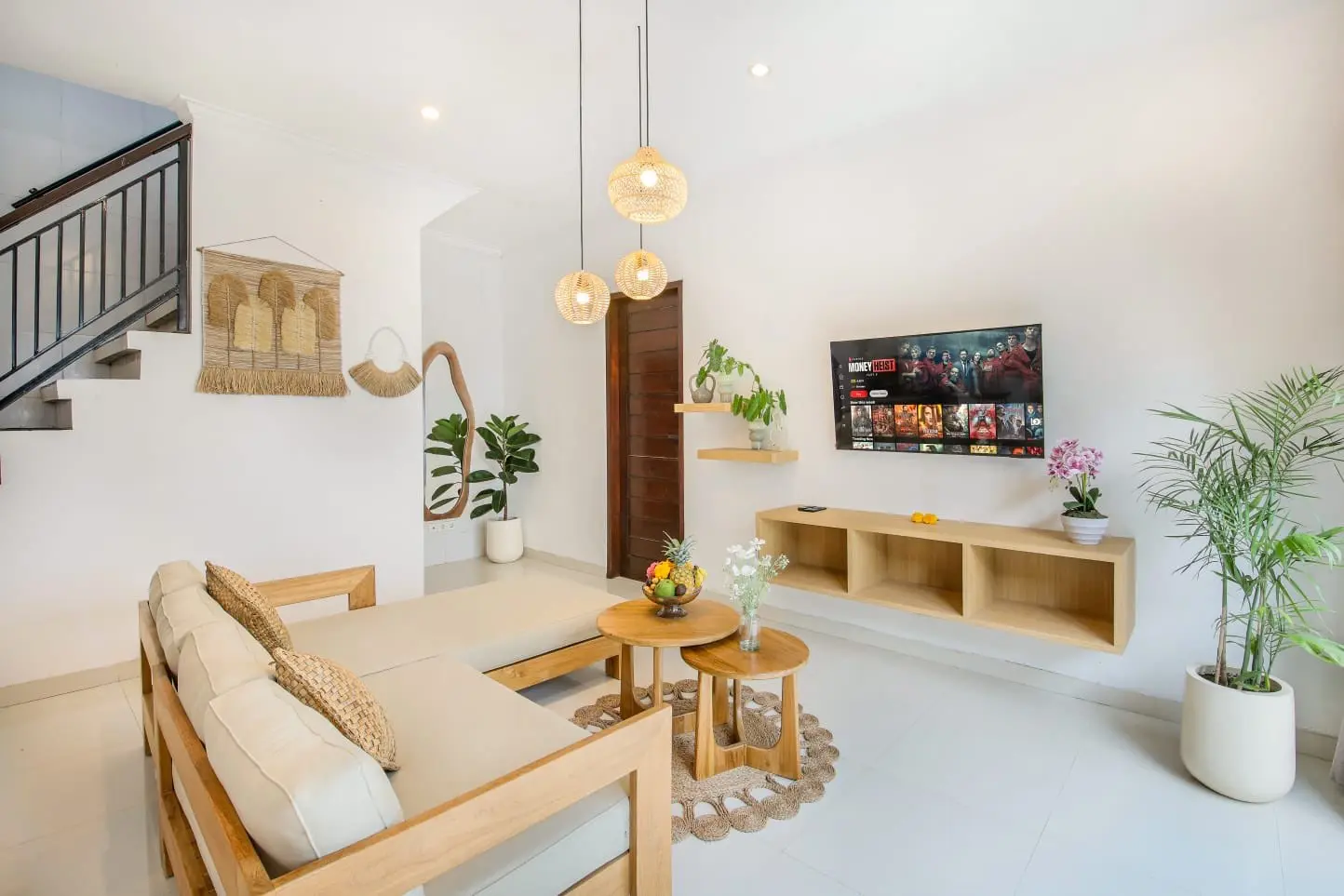 Modern 3 Bedrooms Villa in Seminyak — image 2