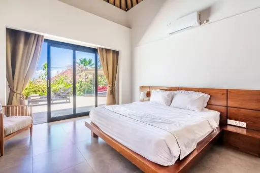 Unggasan 4-bedroom — image 4