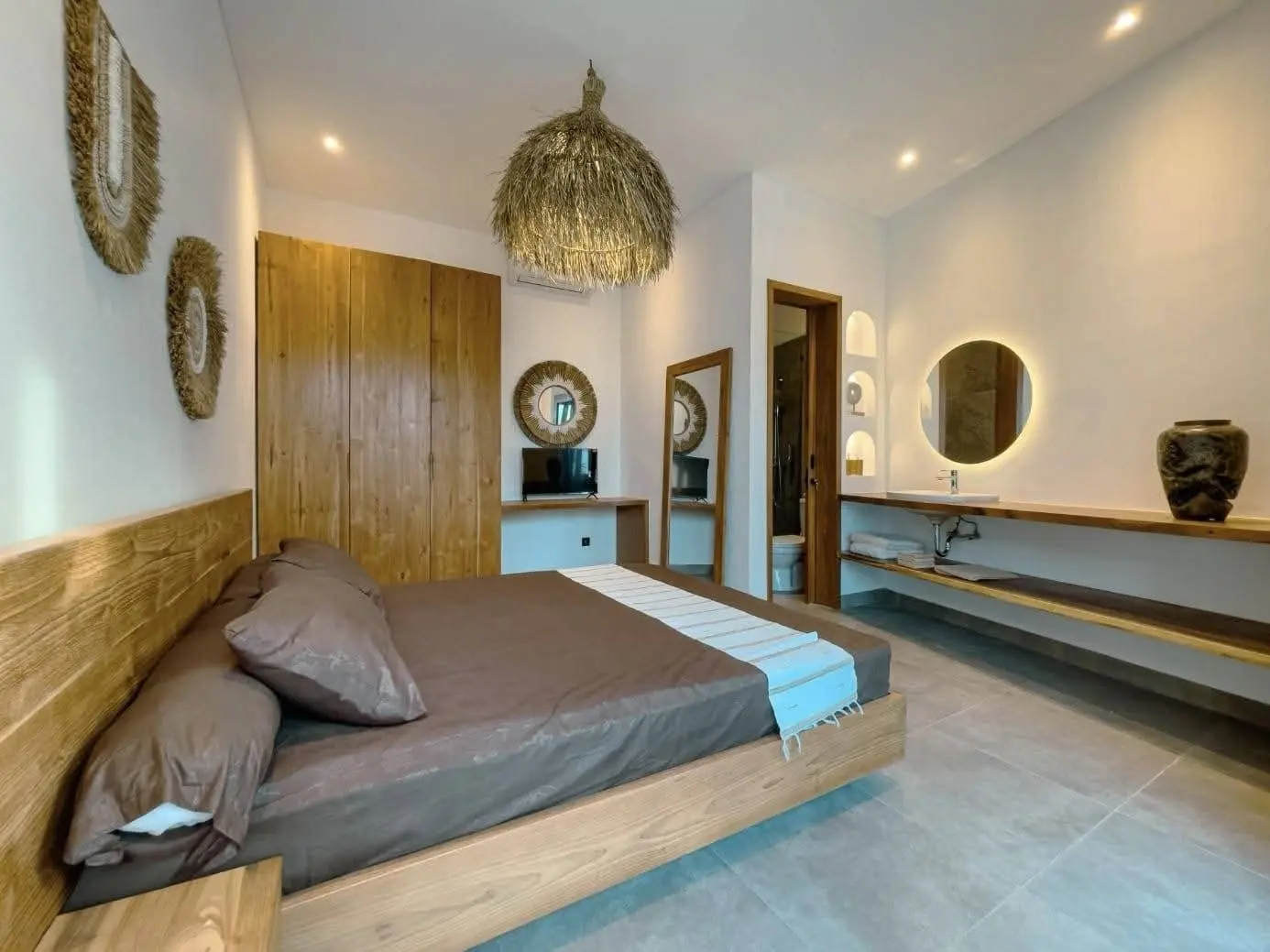 Villa For Rent 2 Bed In Kerobokan Badung Bali PR-3687 — image 1