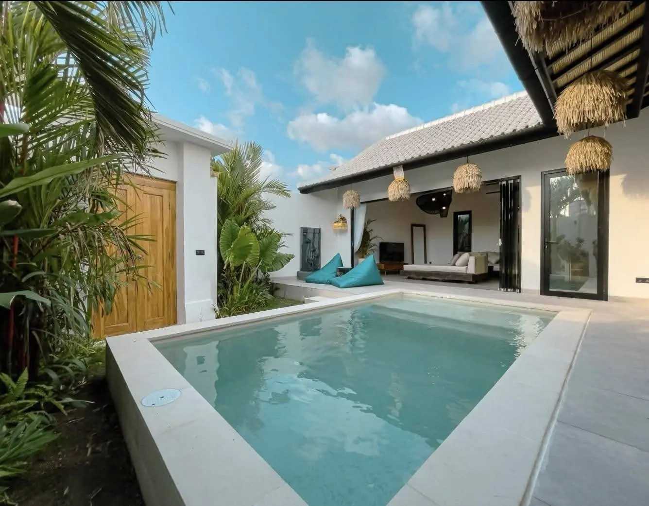 Villa For Rent 2 Bed In Kerobokan Badung Bali PR-3687