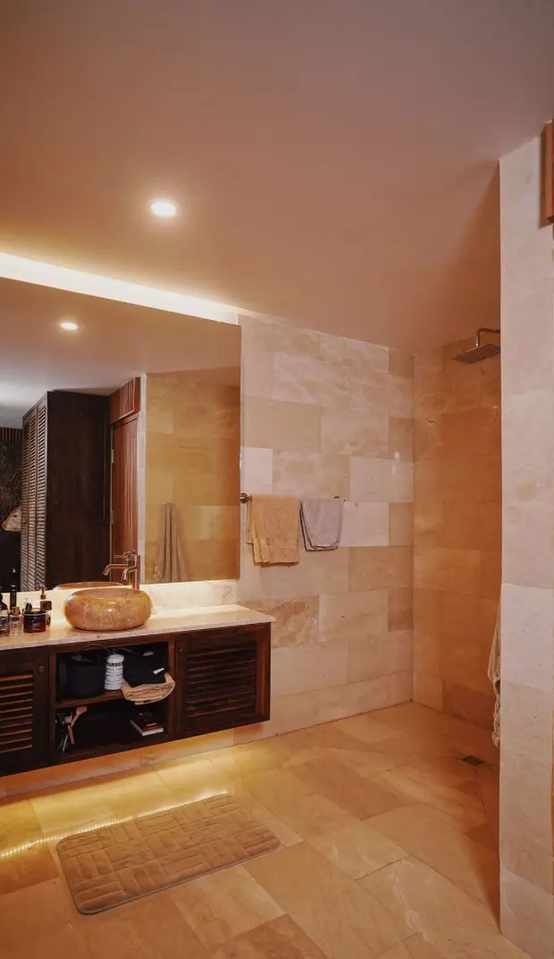 Modern penthouse in the heart of Ubud — image 1