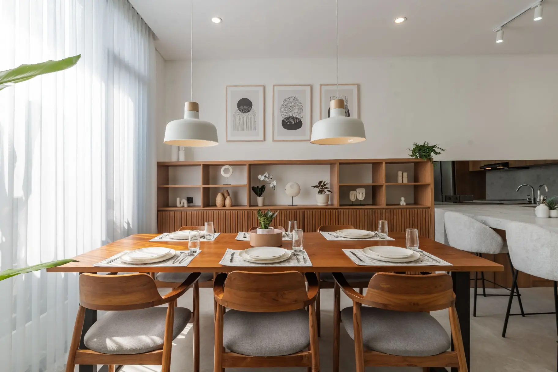 3-bedroom Sleek Living Villa in Umalas — image 3