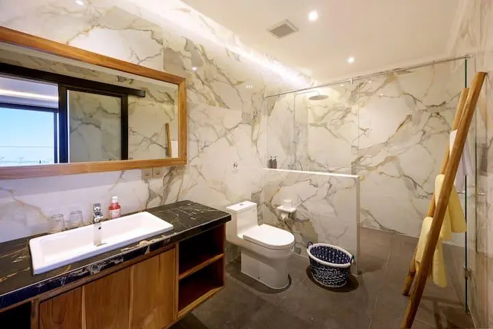Uluwatu 5-bedroom — image 3