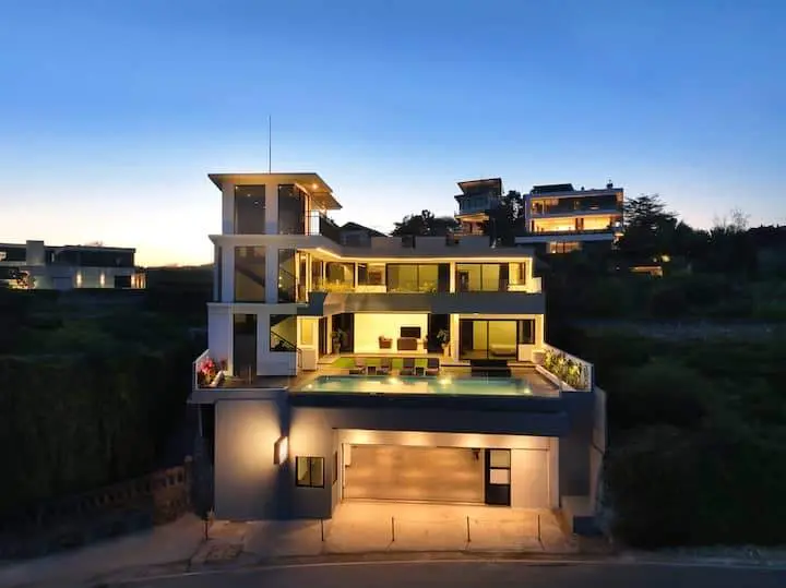 Uluwatu 5-bedroom — image 2