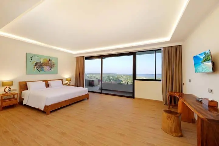 Uluwatu 5-bedroom — image 4