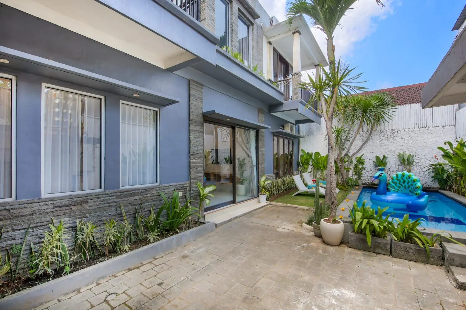 Freshly Renovated– Charming 3BR Villa in Seminyak — image 1