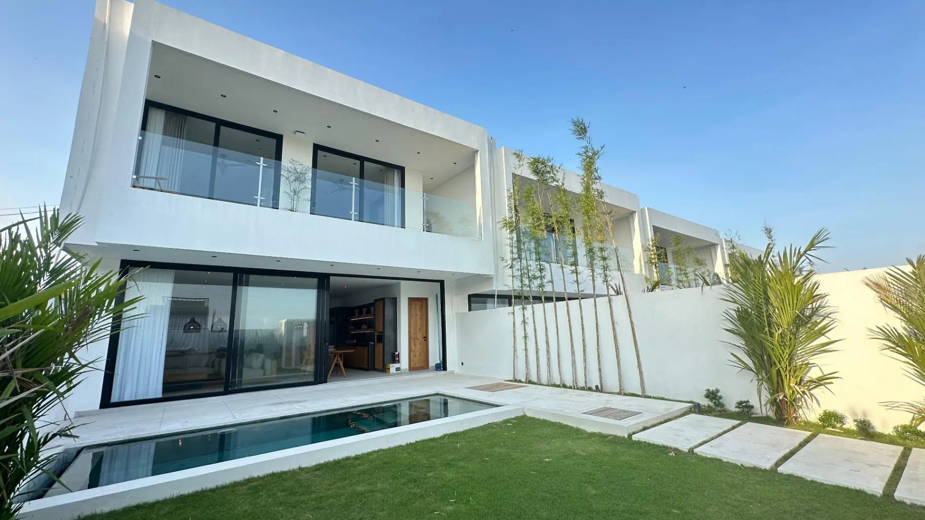 2-Bedroom Modern Big Garden Villa – Tumbak Bayuh — image 1