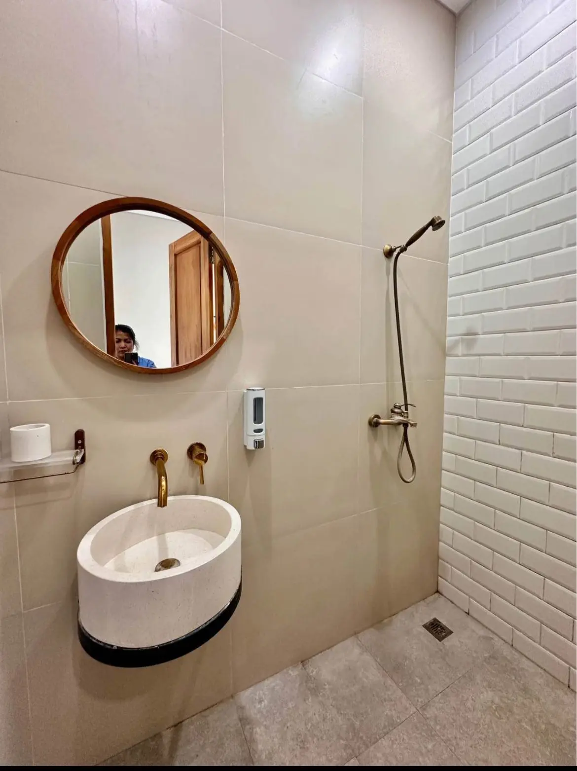 2BR Villa Kedungu with Gym Room — image 2