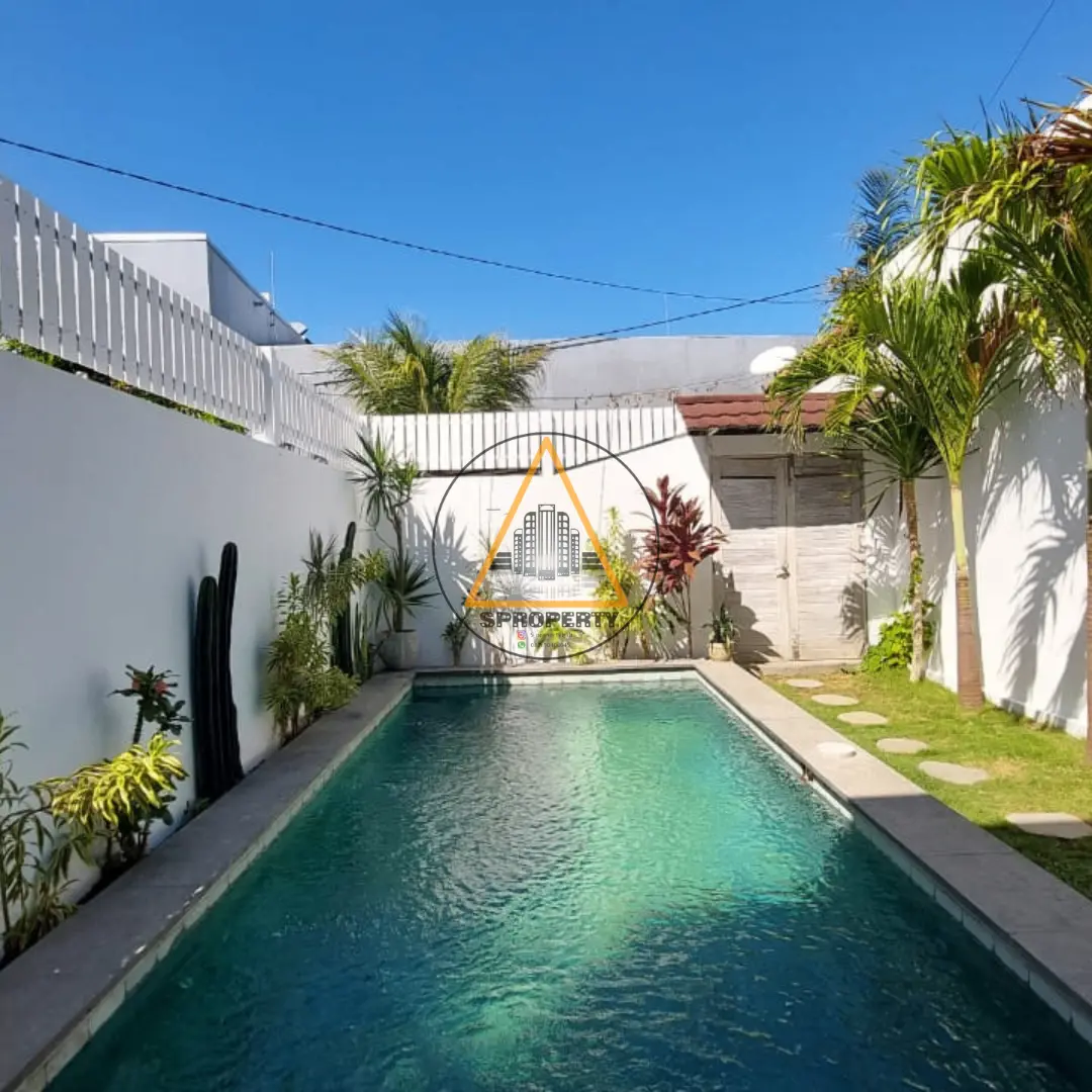 3BR Villa for Rent or Sale – Semer Kerobokan — image 1