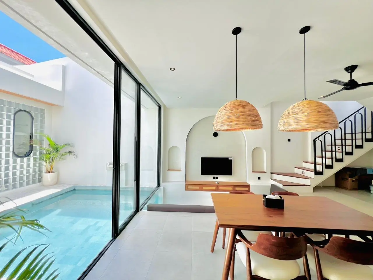 2 Bedrooms Villa in Pererenan — image 1