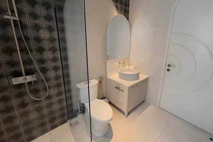 Canggu 5-bedroom — image 3